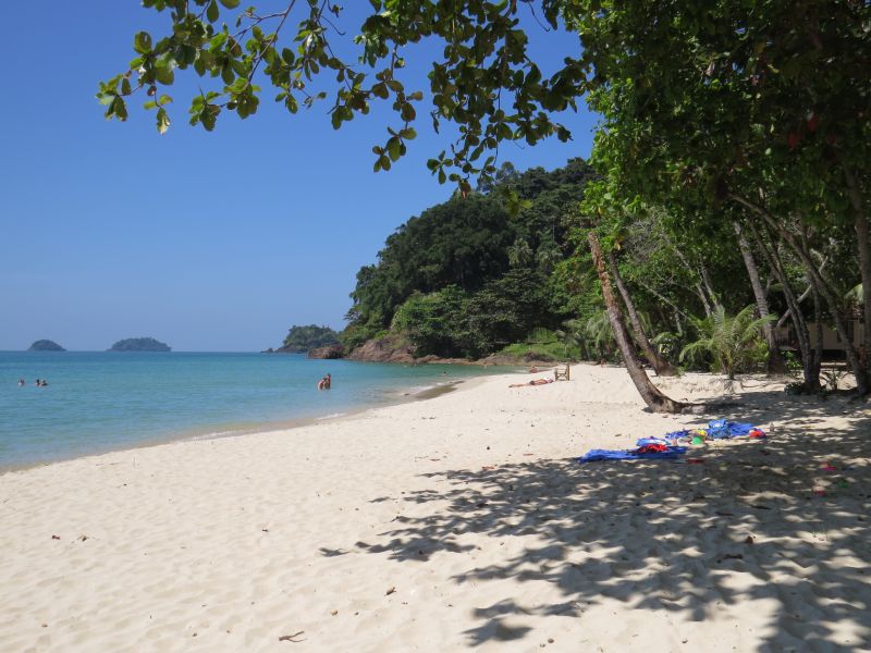 Juni Ko Chang
